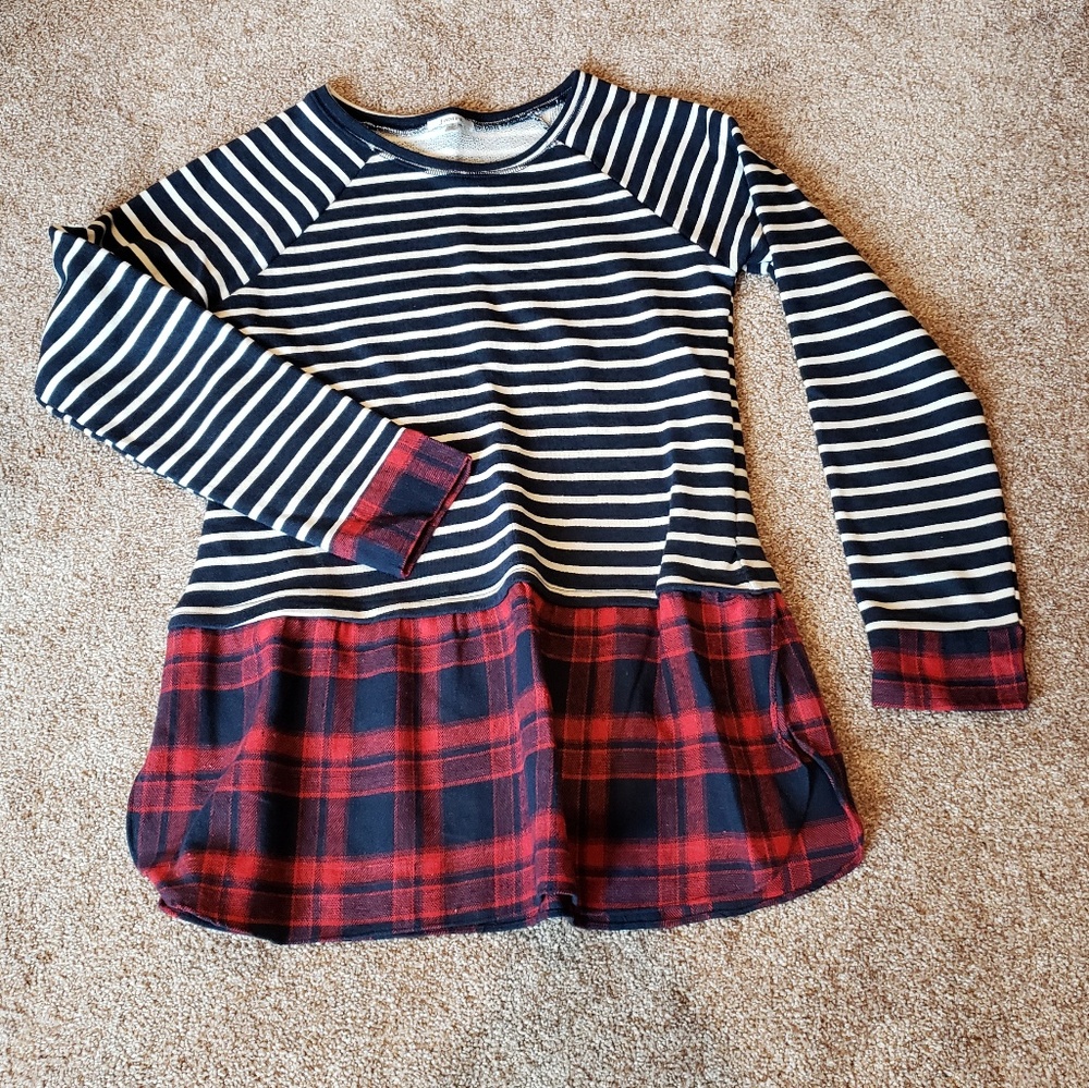 Sweatshirt with plaid detailing